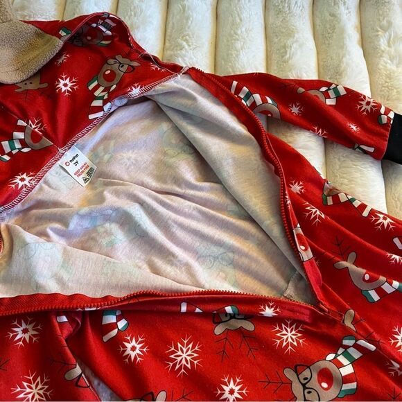 Christmas Reindeer print Hooded zip up pajama outfit - Picture 4 of 11